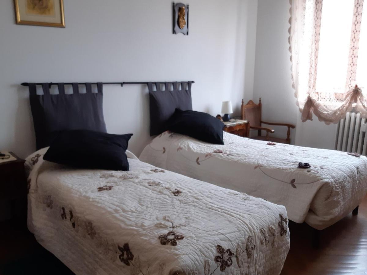 Giaveno, Apartment "Margherite" A Pochi Passi Dal Centro, Wifi Kültér fotó